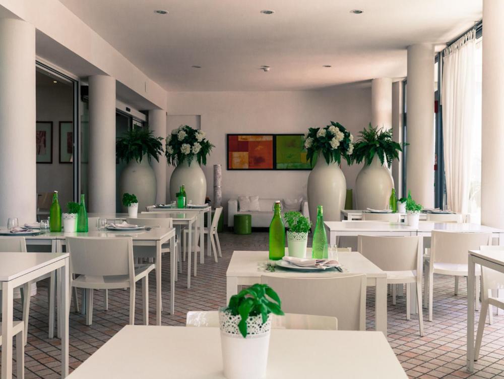 Hotel Principe ริมินี ภายนอก รูปภาพ